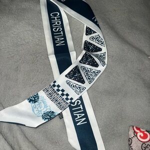 Fashion black and white twilly